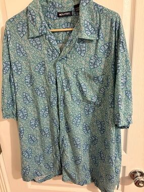Puritan Teal & Light Blue Tropical Leaf Button-Down Shirt
